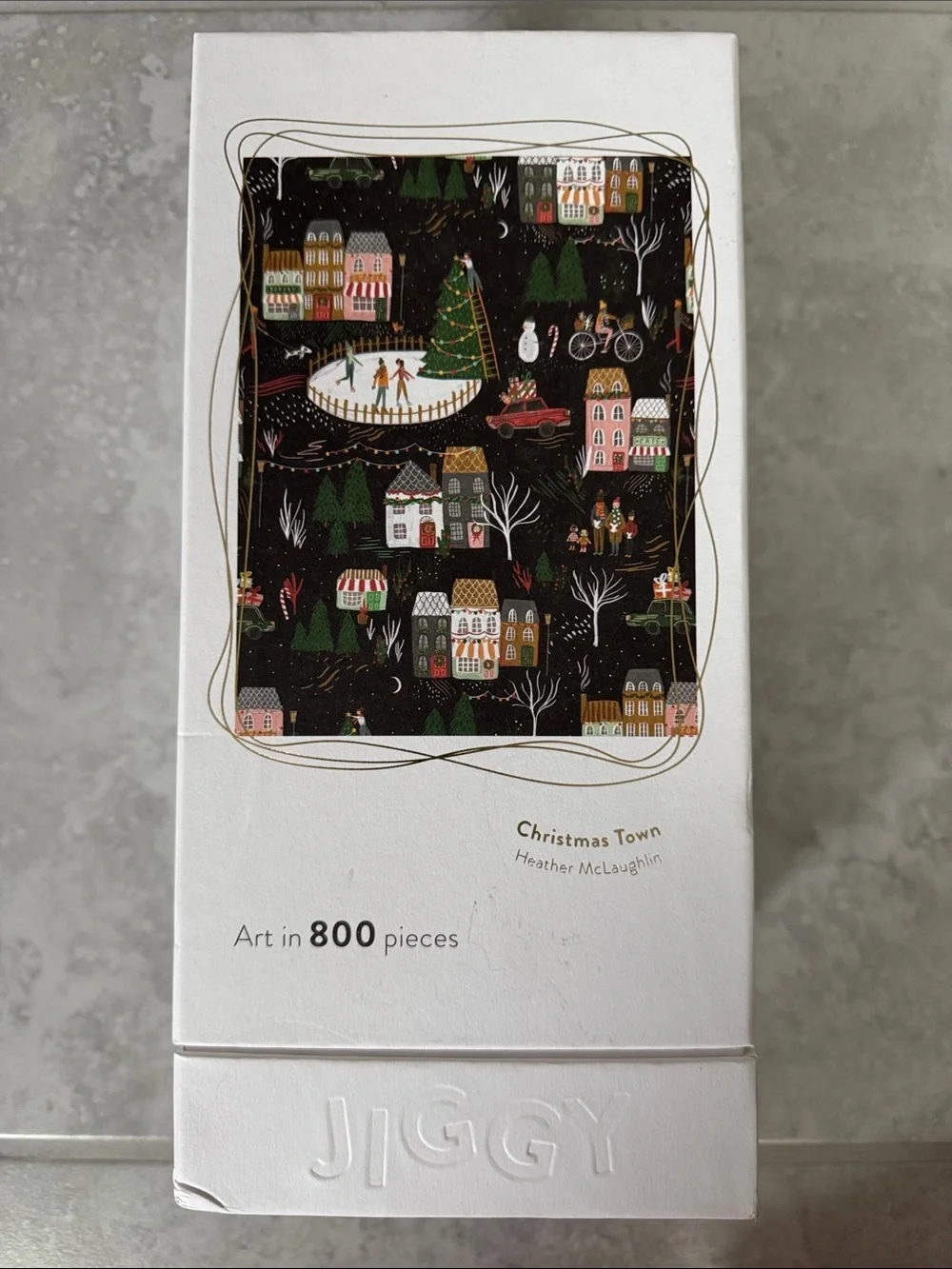 Jiggy Christmas Town 800-Piece Puzzle - Black Multi - Picture 1 of 3